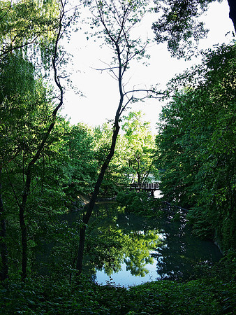 Central Park: northern reach of the Lake, and Bankrock Bridge