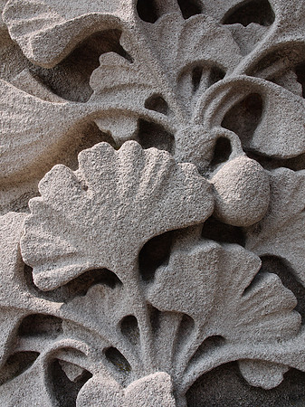 Detail, Dean Clay Osborne Memorial, Brooklyn Botanic Garden
