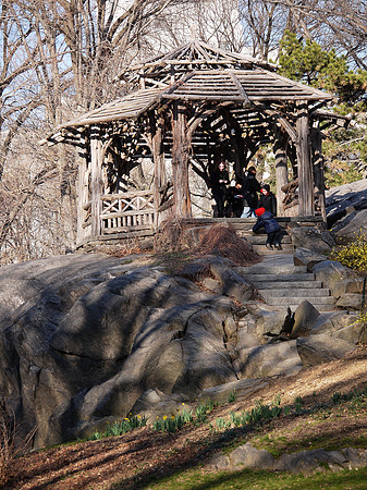 They greet the gazebo