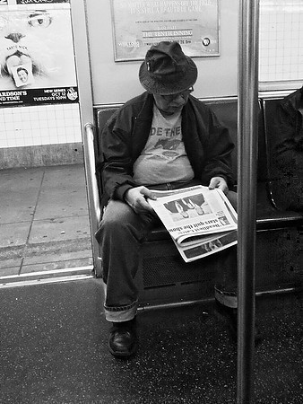 Eighth Avenue IND: Newspaper