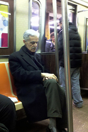 R Train, Brooklyn