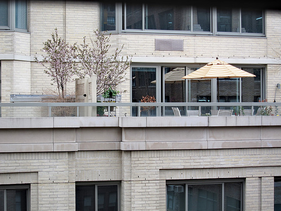 Urban Patio, Fashion District