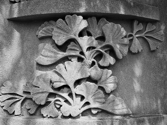 Osborne memorial, Brooklyn Botanic Garden
