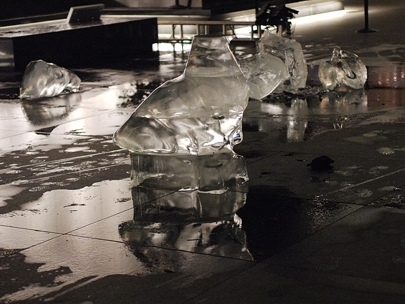 Ice sculpture, Grace Plaza