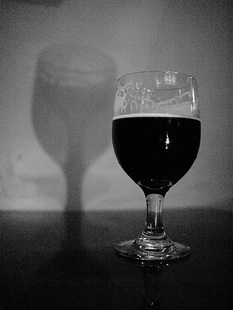 a glass of stout