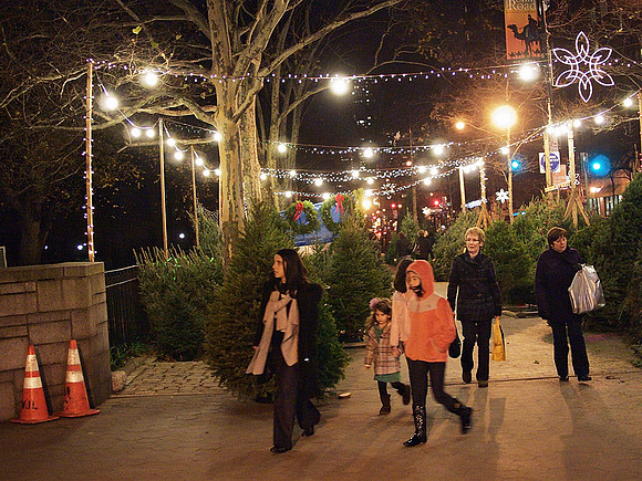 Christmas Tree stand, Columbus Avenue and 81st Street