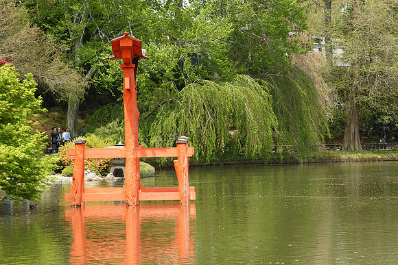 Torii, Brooklyn Botanic Garden