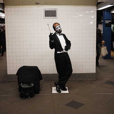 Music-box man, Columbus Circle station