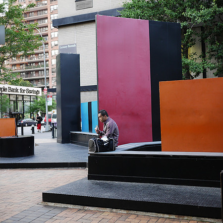 Gracie Mews Plaza