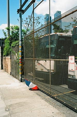 NO LITTERING