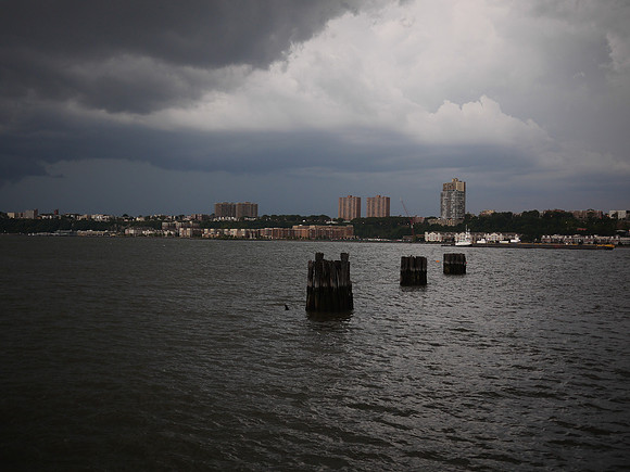Incoming storm, Hudson River