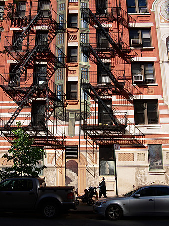 Trompe-l'oeil facade, Yorkville
