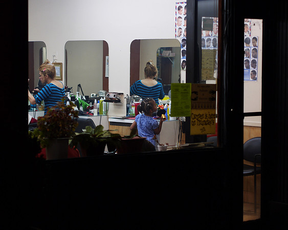 Hair salon, Kinsgbridge (Bronx) NY