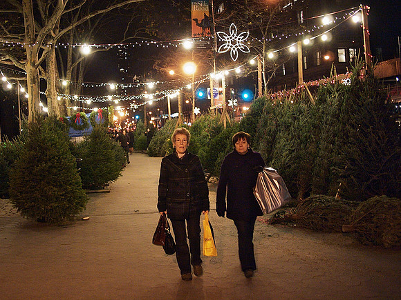 Christmas Tree stand, Columbus Avenue and 81st Street